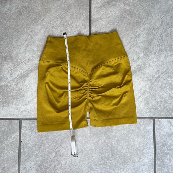 Vertvie Women's Workout Gym Shorts Scrunch Butt High Waisted Athletic Leggings - Picture 9 of 9